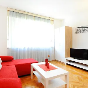 https://split-central-lovely-flat.splithotels.org
