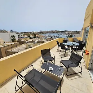 apt-mive-luxury-sea-view-penthouse.hotelssaintjulians.com/